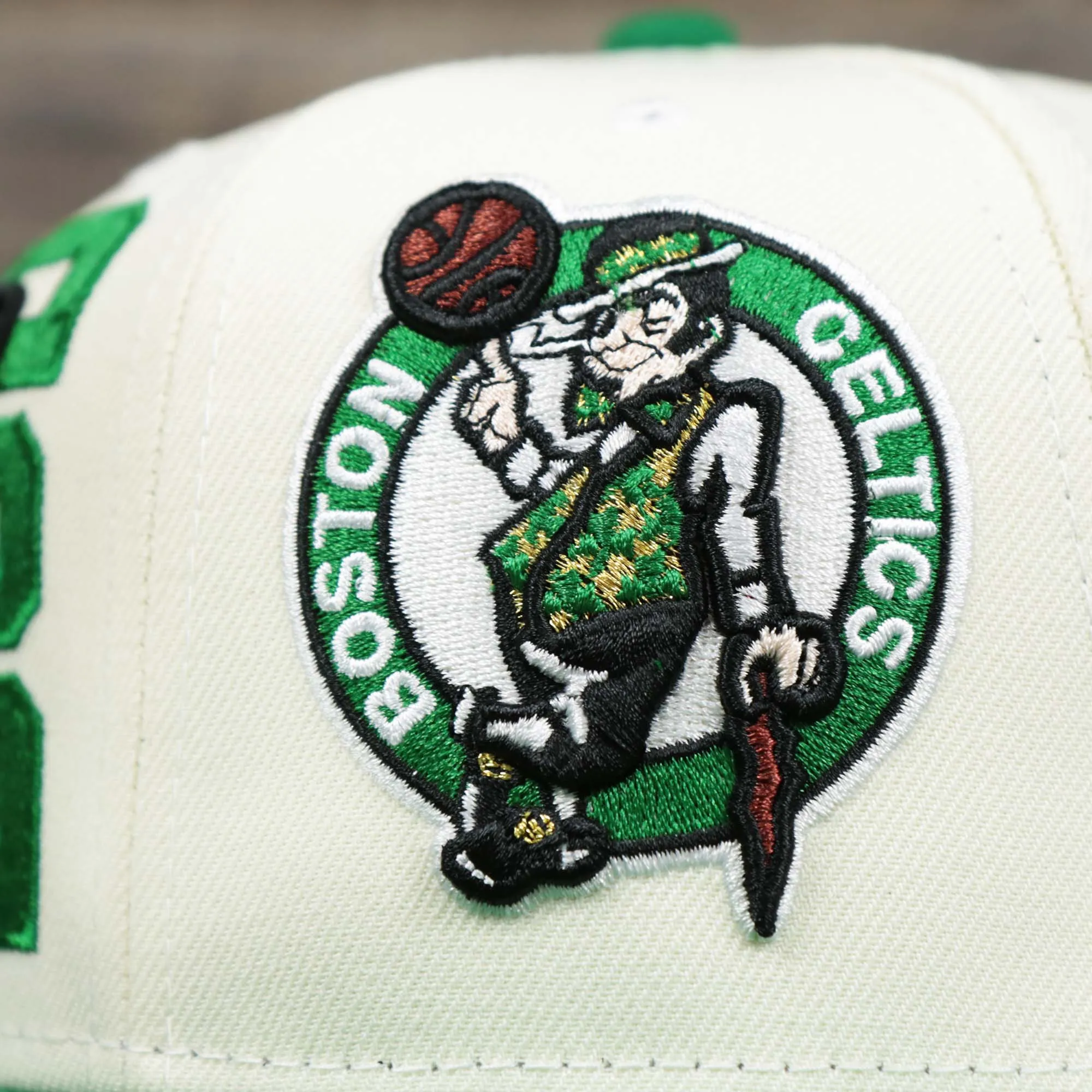 Boston Celtics NBA 2022 Draft Gray Bottom 9Fifty Snapback | New Era Cream/Kelly Green