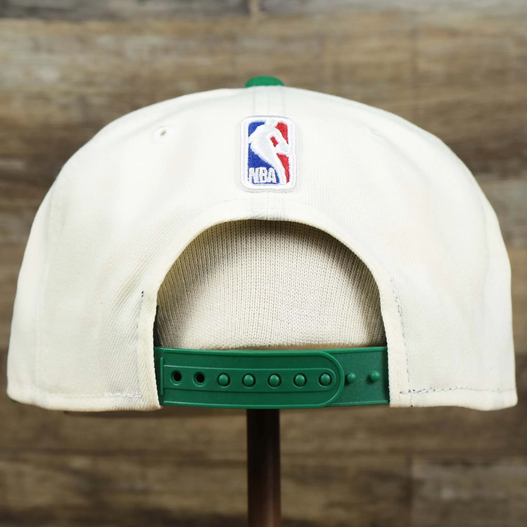 Boston Celtics NBA 2022 Draft Gray Bottom 9Fifty Snapback | New Era Cream/Kelly Green