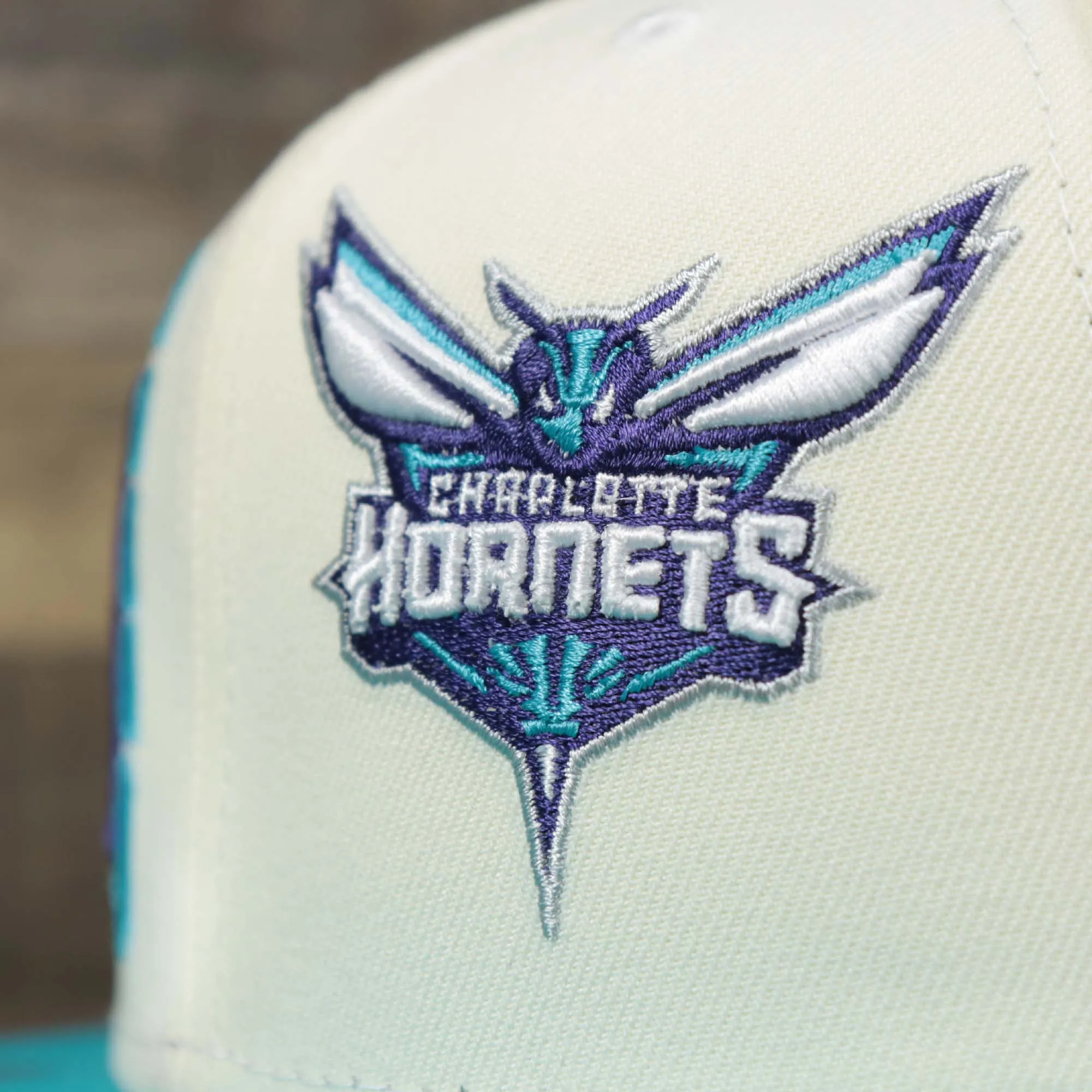 Charlotte Hornets NBA 2022 Draft Gray Bottom 9Fifty Snapback | New Era Cream/Turquoise