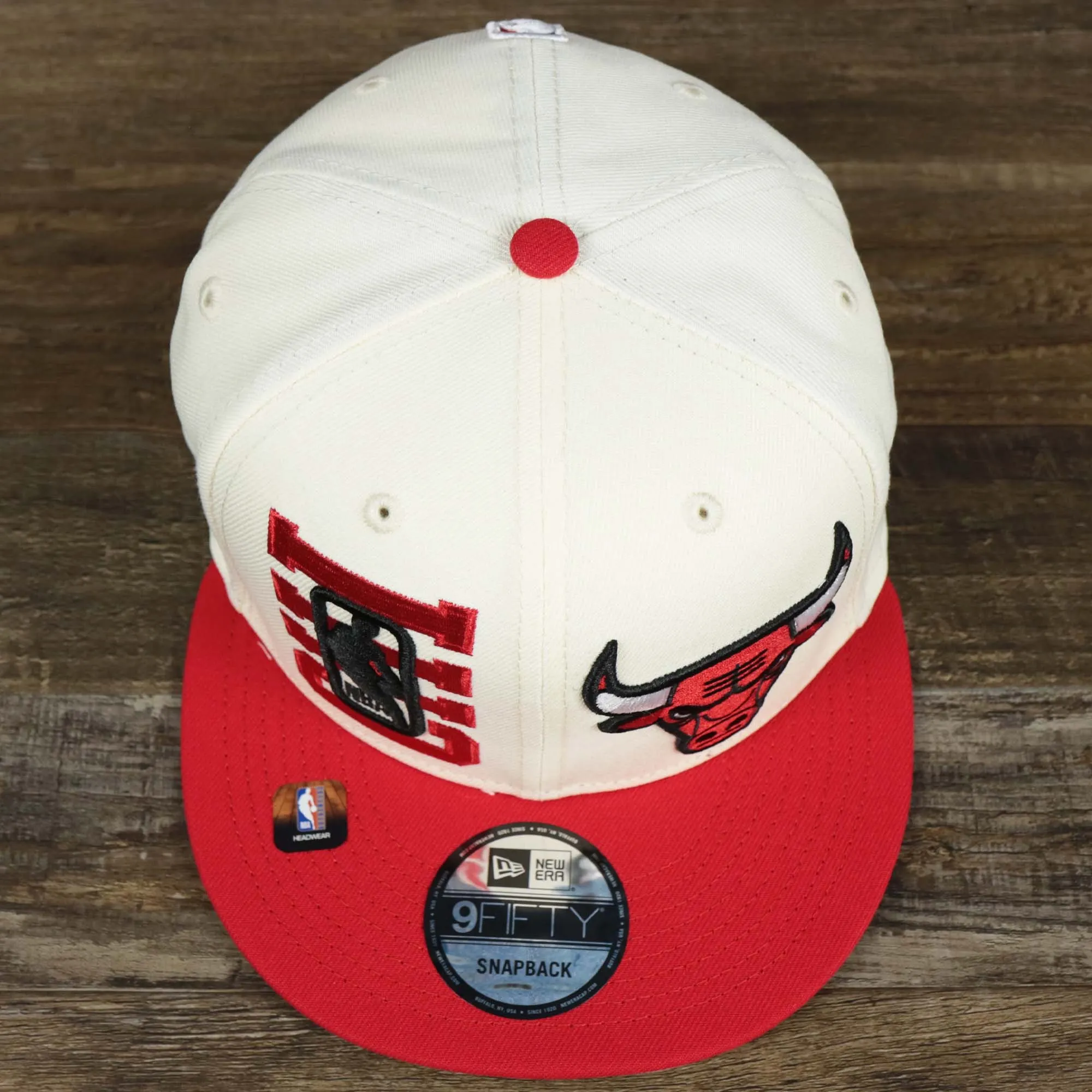 Chicago Bulls NBA 2022 Draft Gray Bottom 9Fifty Snapback | New Era Cream/Red