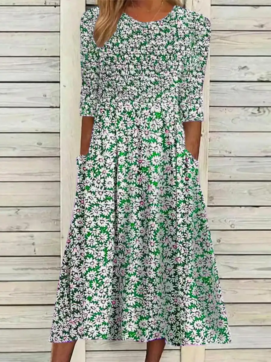 Feminine Floral Print Ruched Midi Dress with Half Sleeves