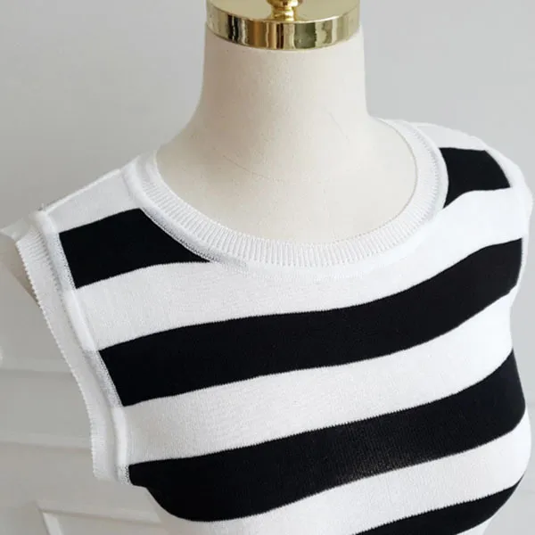 gumzzi  |Crew Neck Stripes Sleeveless Tanks & Camisoles