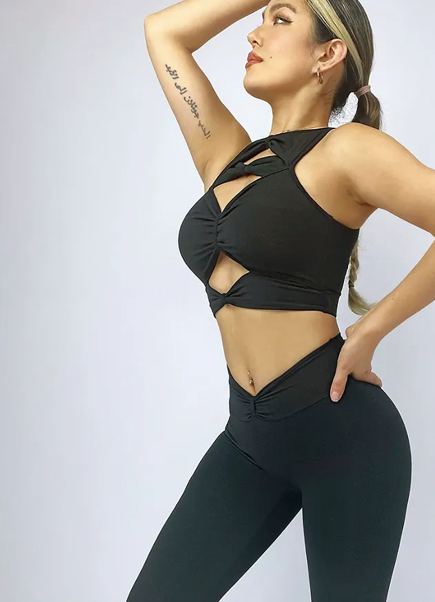 La Fitwear Top First Meet Black