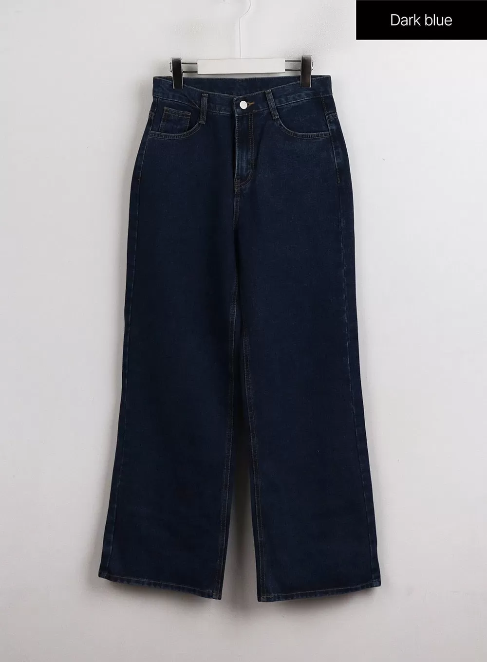 Light Washed Straight Leg Jeans OJ422