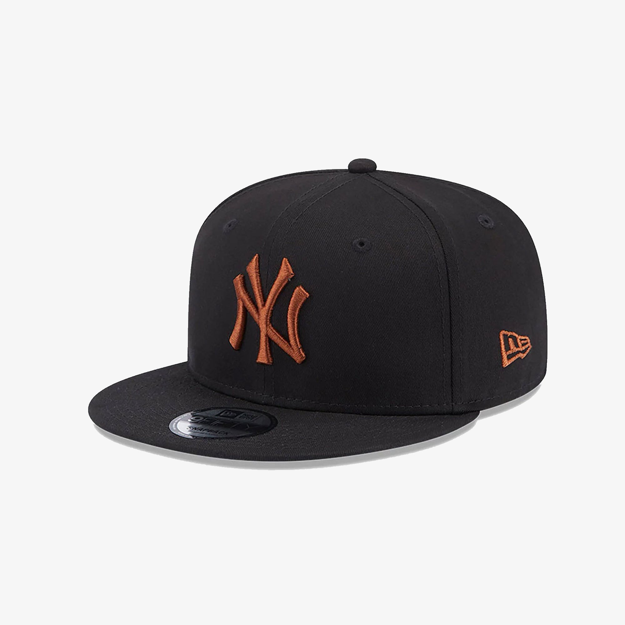 NEW YORK YANKEES LEAGUE ESSENTIAL BLACK 9FIFTY SNAPBACK CAP 'BLACK'