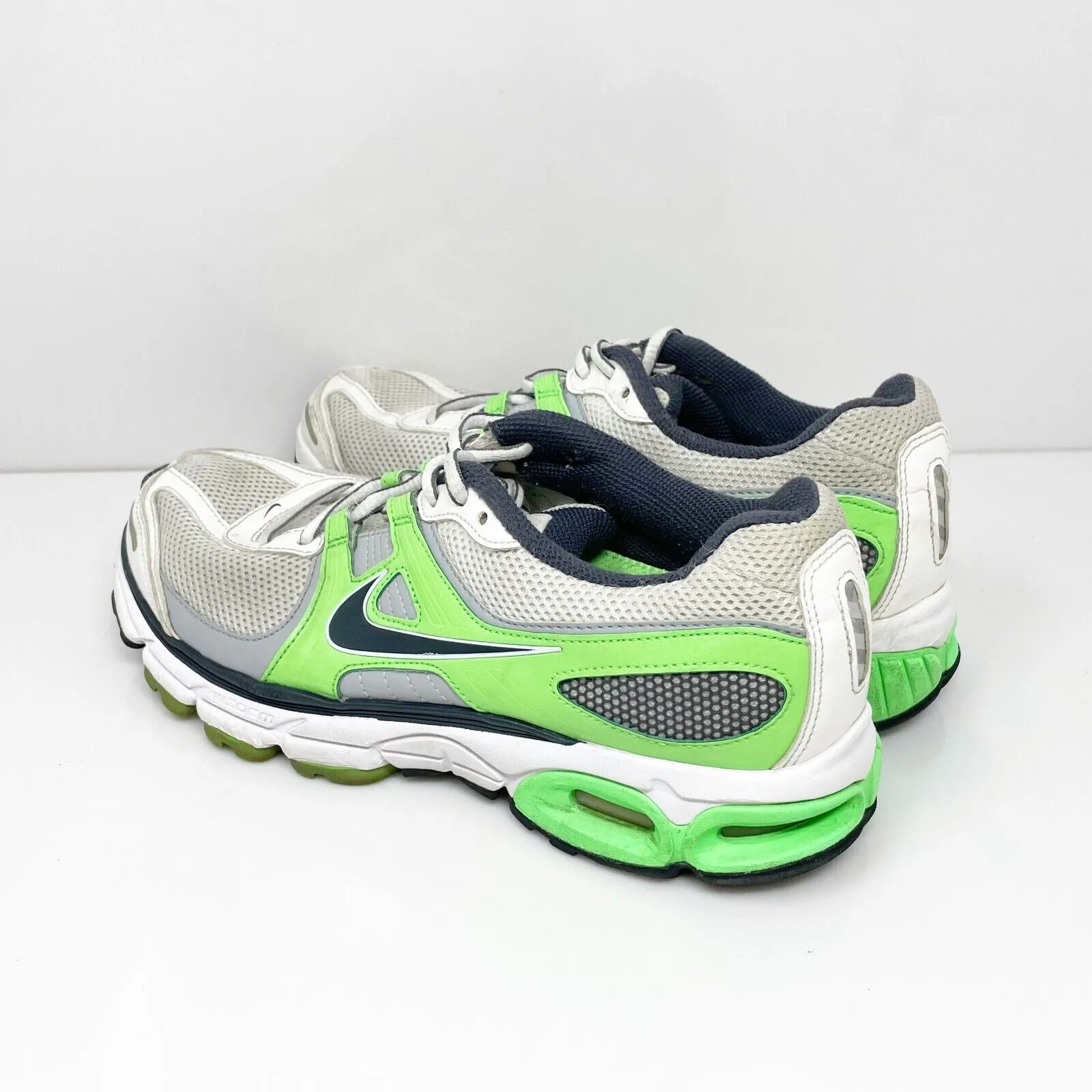 Nike Womens Air Max Moto Plus 8 407275-115 Green Casual Shoes Sneakers Size 8.5