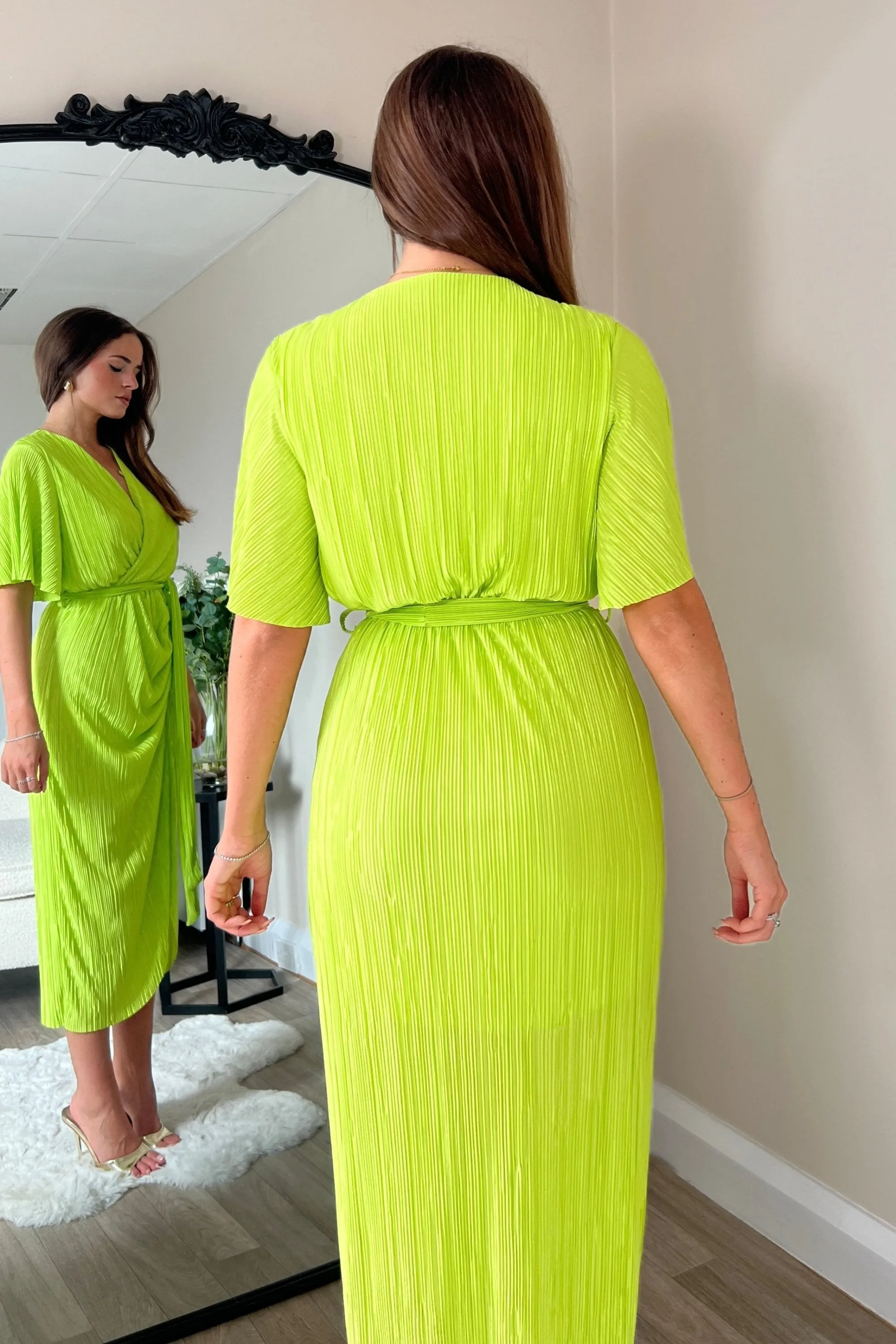 Tabby Lime Ruched Midi Dress