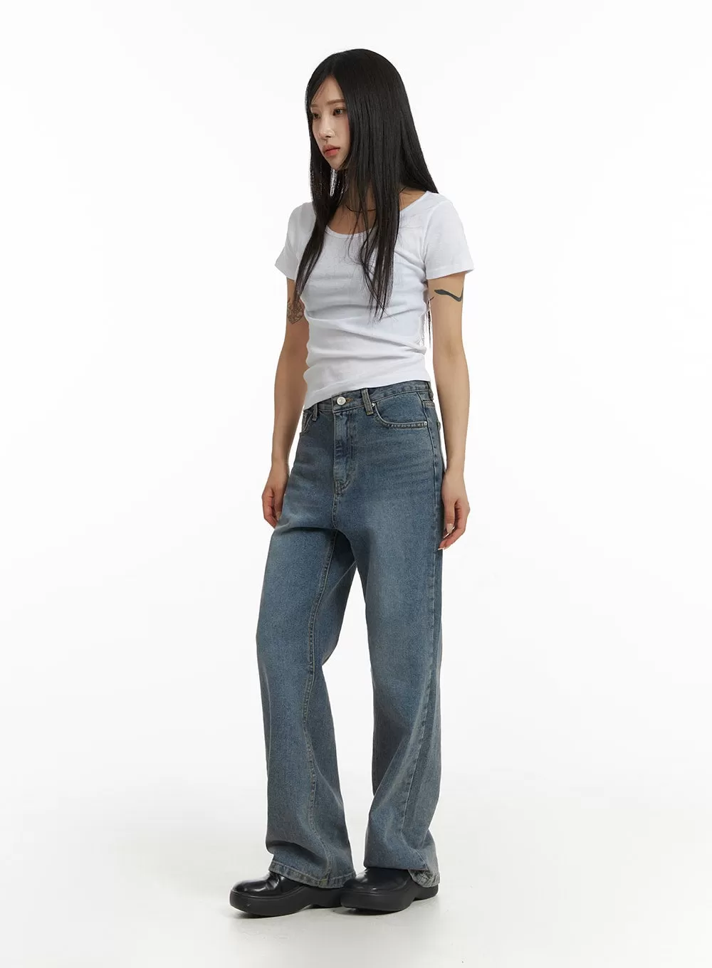 Washed Straight Leg Jeans CF401